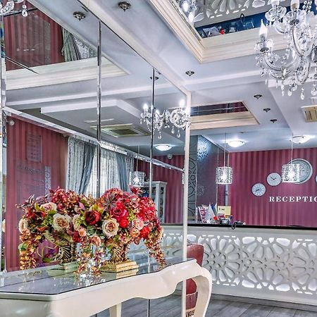 Boutique Hotel Behi Kŭrdzhali Esterno foto